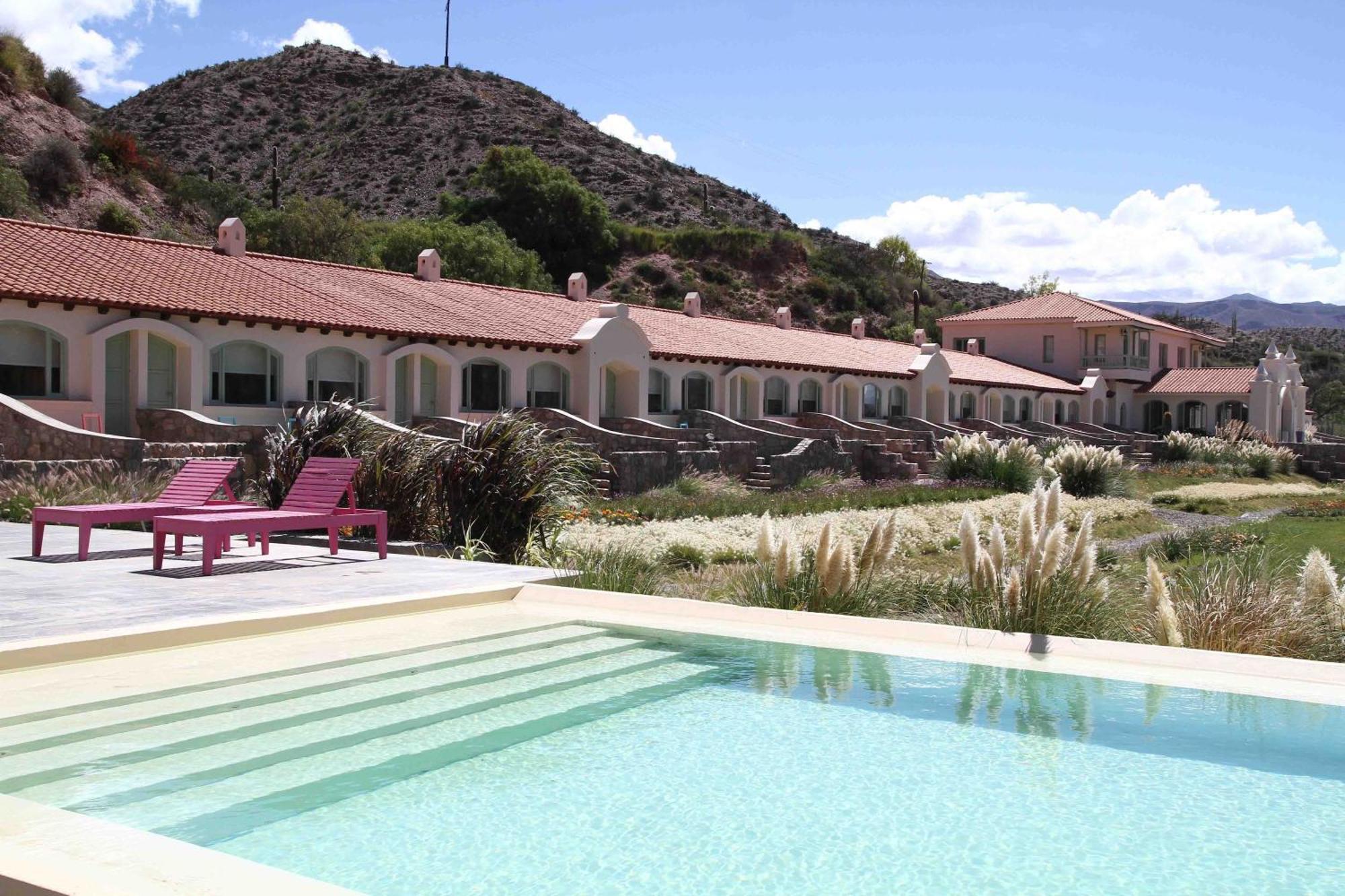 Hotel Huacalera Exterior photo